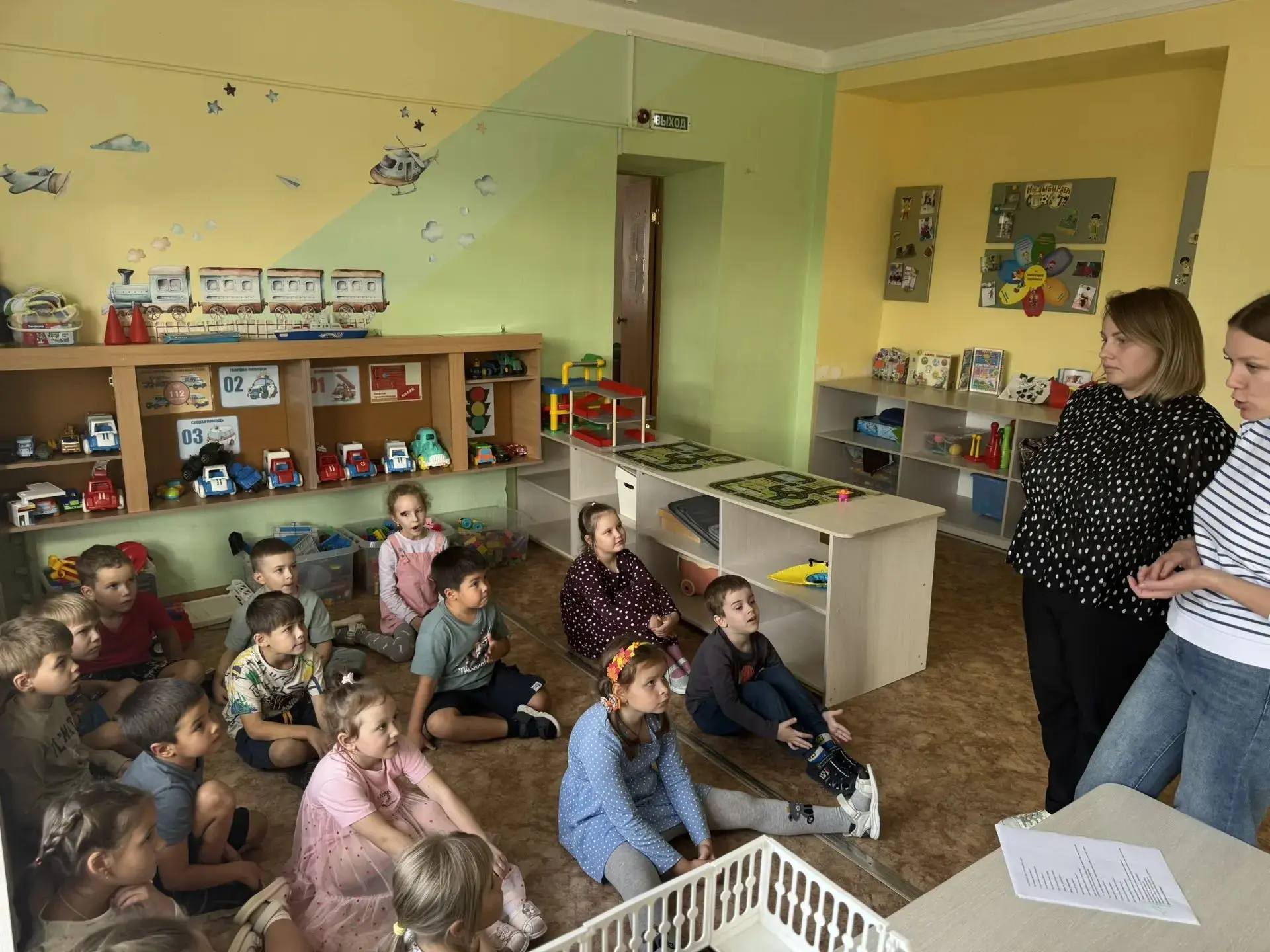 Ребята из подготовительной группы тоже отправились в увлекательное путешествие — по зна...