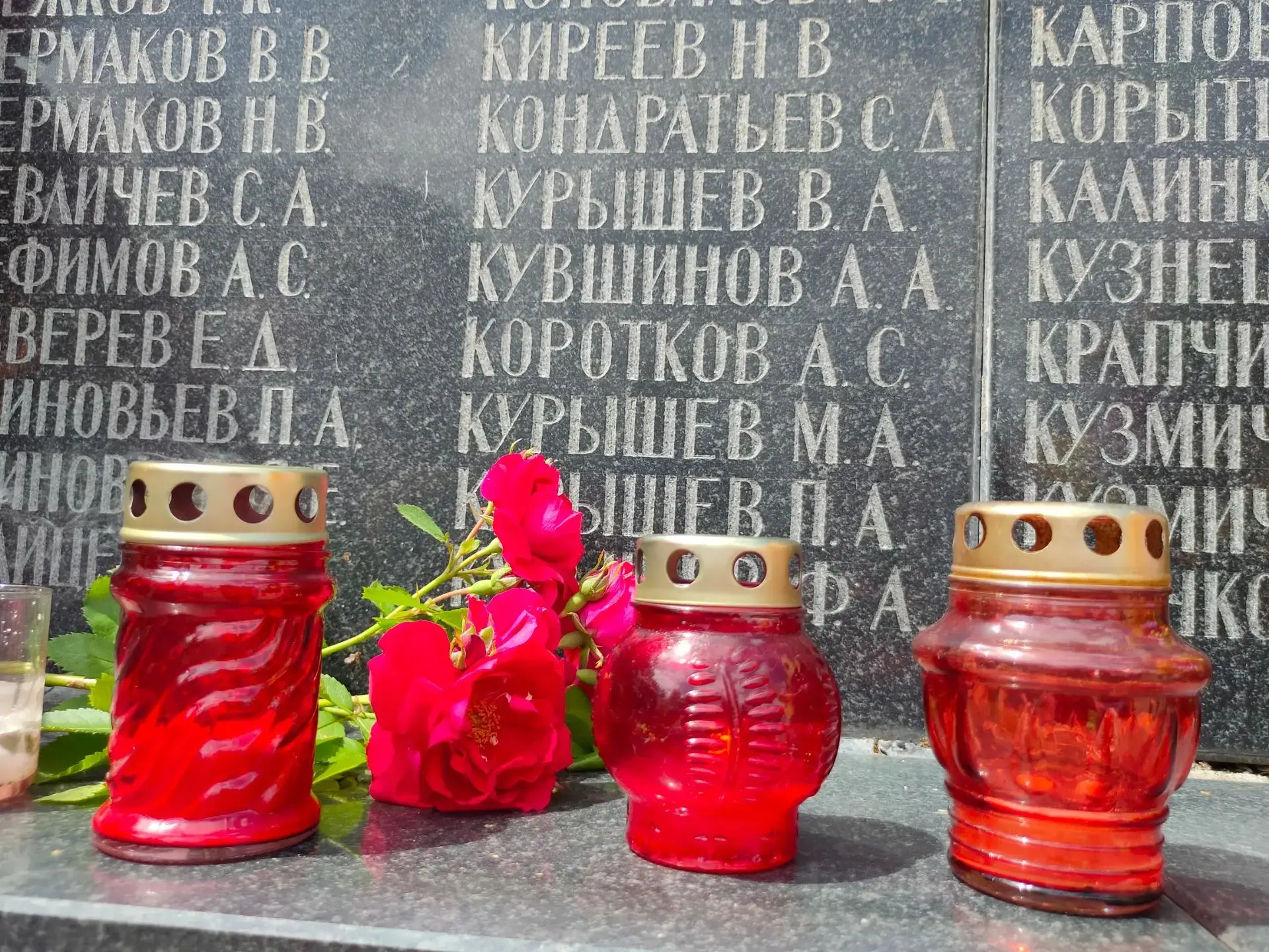 ⭐22 июня⭐
День памяти и скорби.

Ребята из школьного оздоровительного лагеря "Солнышко" провели этот