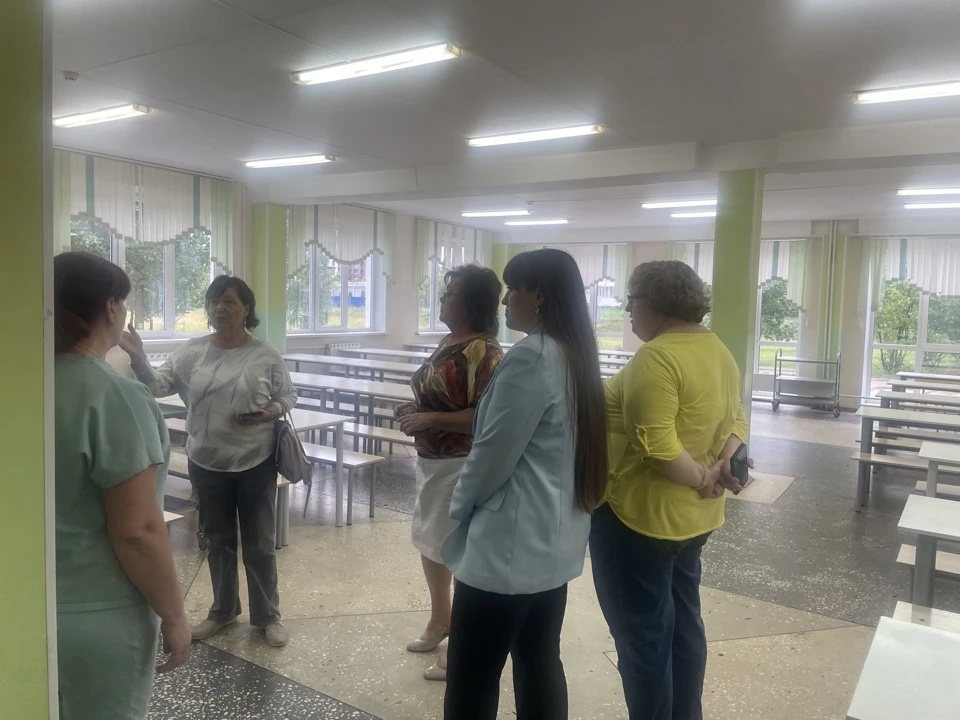 Готовность № 1: школа прошла приемку к новому учебному году

Сегодня в нашей школе состоялась традиц