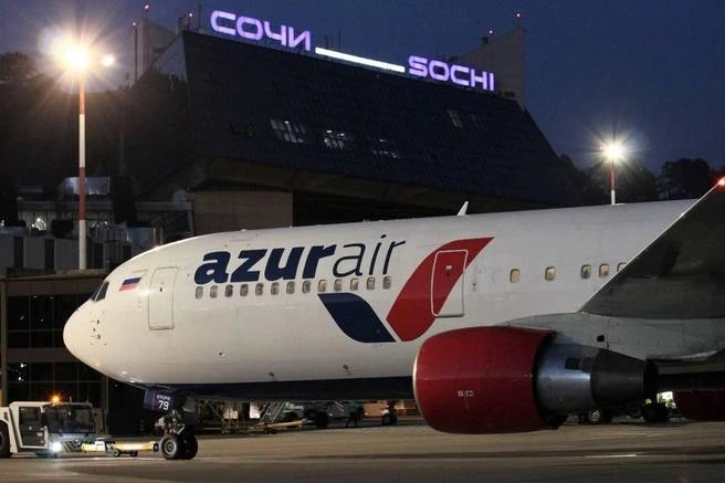 Аэропорт Сочи закрыт на прием и выпуск самолетов