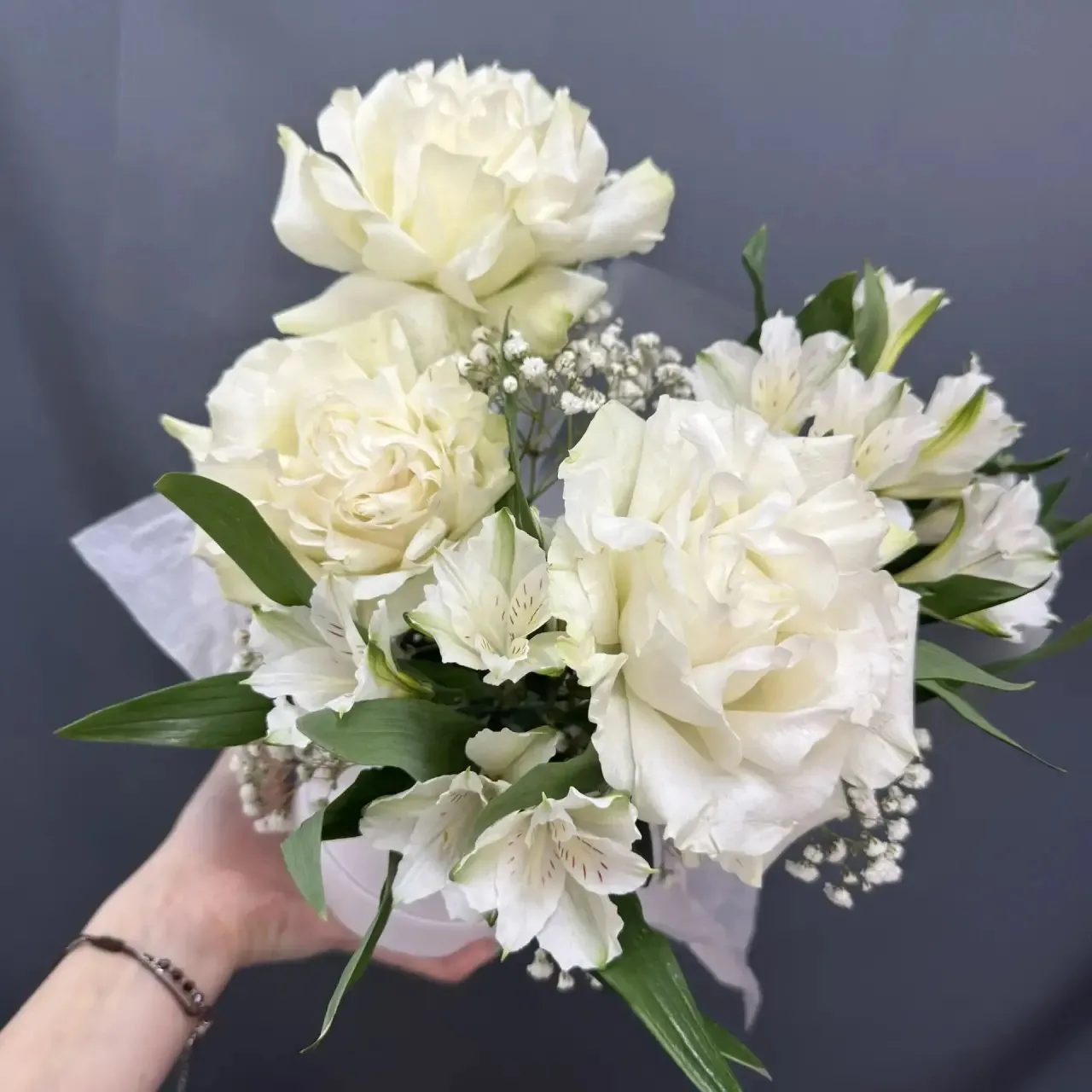 👩🏻‍🏫 Сегодня день Учителя и мы приглашаем Вас за прекрасными цветами 🌷