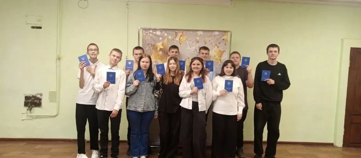 Поздравляем наших выпускников с получением аттестатов!!!
Вы большие молодцы! Этот этап пройден, и те