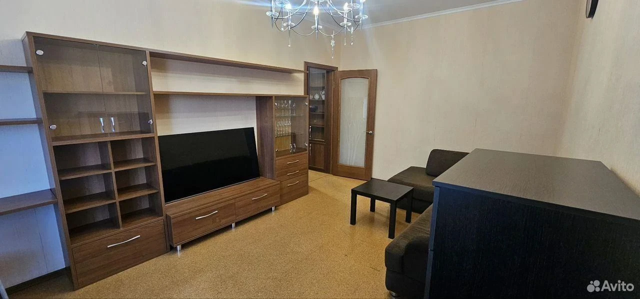 Сдам без посредников: 1-комнатная квартира, 41.6м²