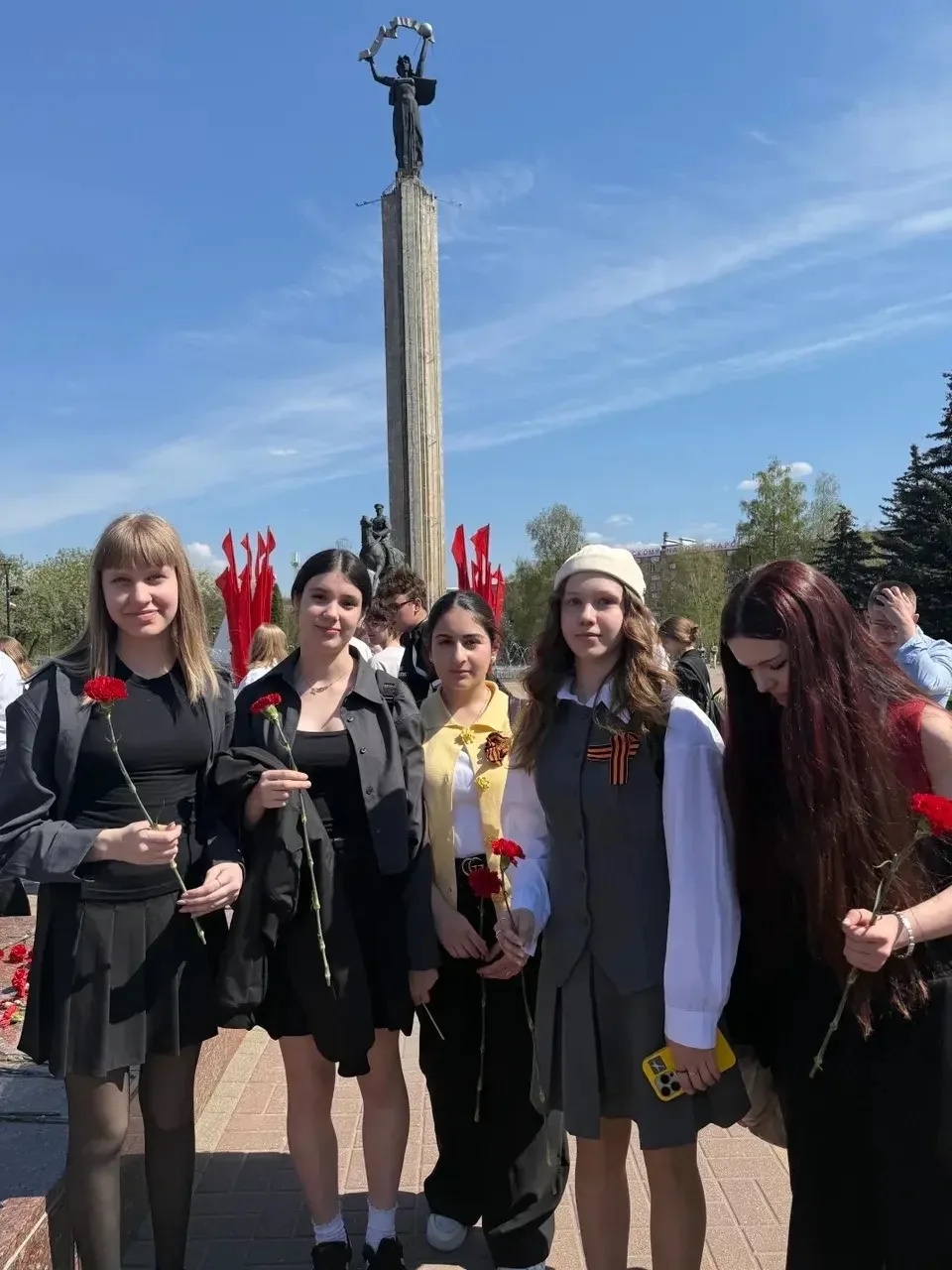 🌹 Помним. Гордимся. Благодарим  🎗️Есть даты, которые не стираются из памяти поколений. В преддверии 