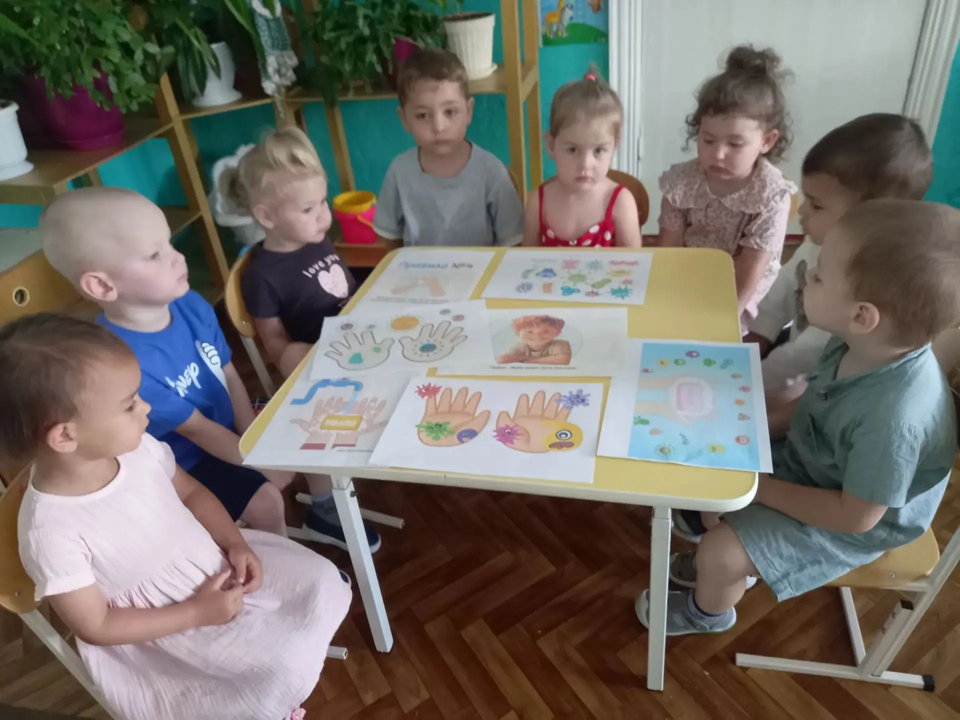 В рамках Федерального проекта "Санитарный щит страны". На этой неделе с воспитанниками ...