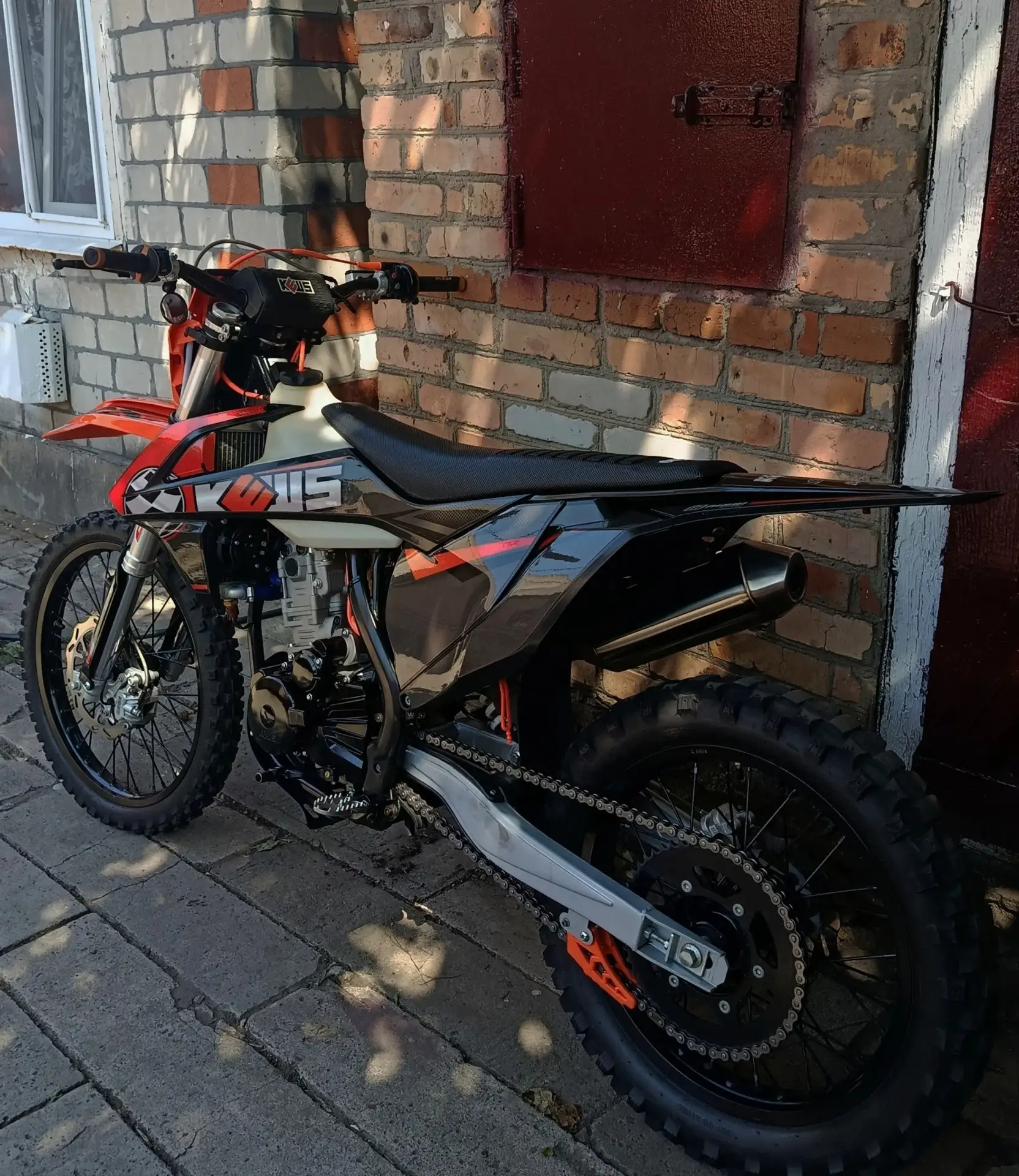 Продам :
✅  KEWS K16 CBS300 (174MN-3) Водяное охлаждение
✅ Отличное состояние, пробега 1.750км (ника