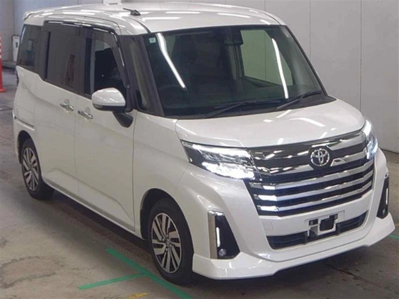 🚗 Ещё один отличный автомобиль куплен в Японии!

На этот раз — Toyota Roomy Custom G 4WD.

Автомоби