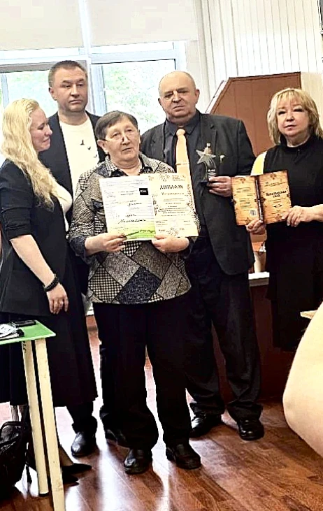 ✨Наше созвездие.  8 школа - это место , где культивируется созидательное, творческое.  Именно поэтом