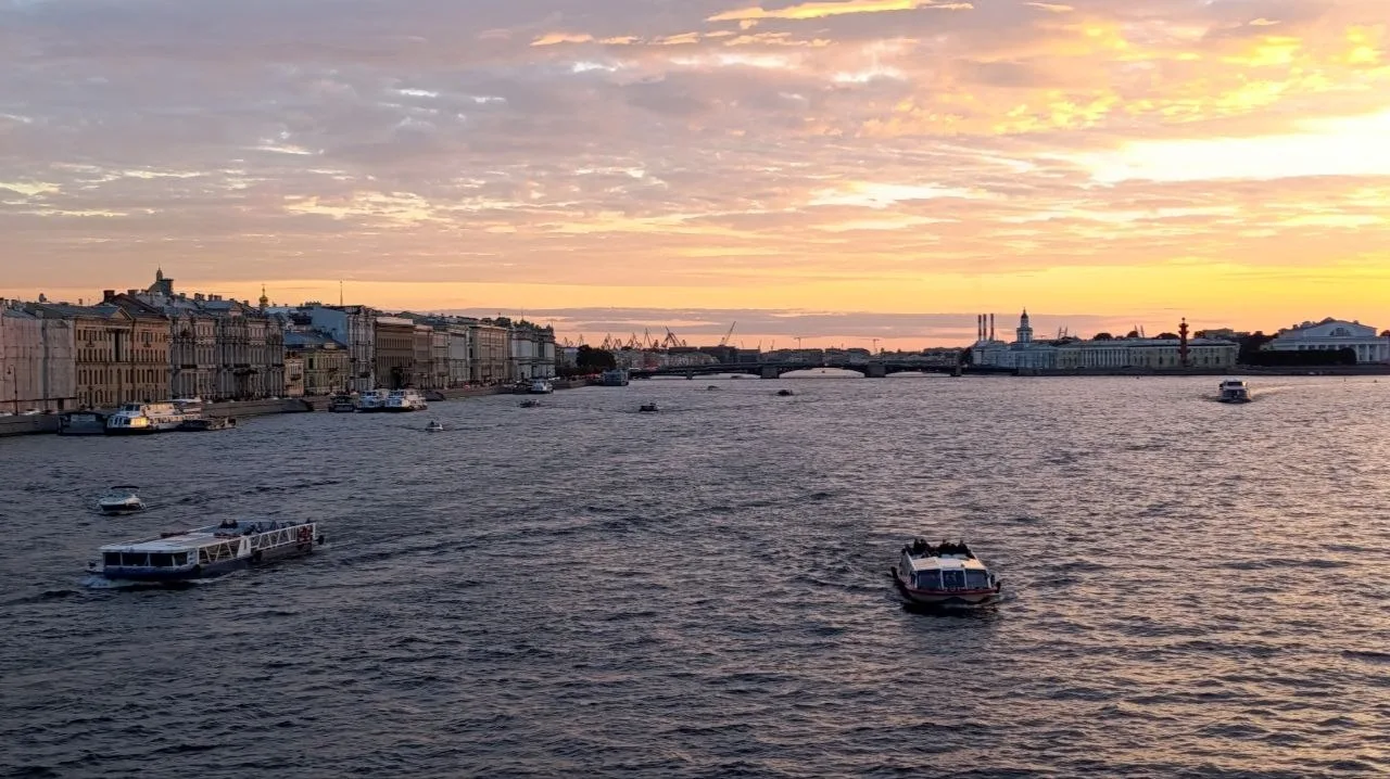 ⛅️ Доброе утро, Петербург! А на дворе сегодня четверг