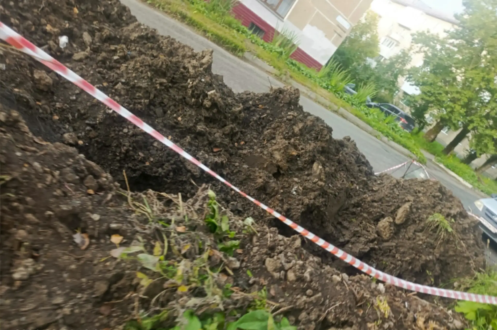 💬 Опять весь Машзавод раскопали, на каждом углу, то колодец парит, то раскопано. Сегод...