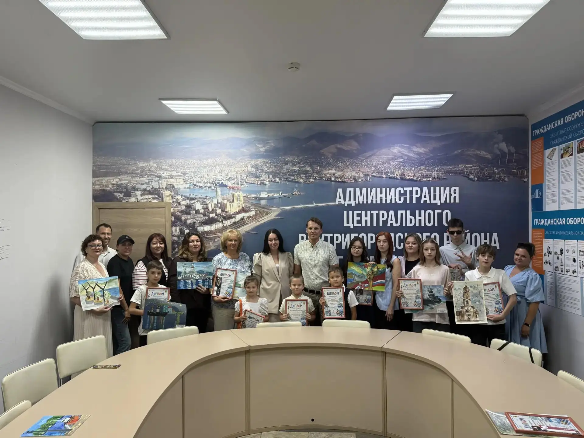 В администрации Центрального района подвели итоги конкурса детского рисунка «Мой любимы...