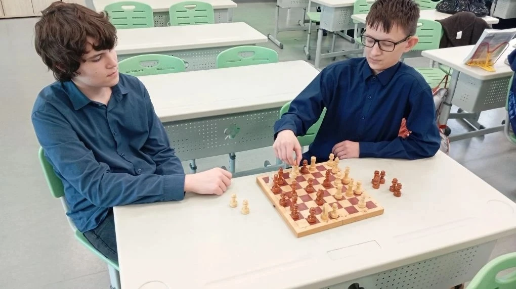 ♟ Шахматный турнир имени Ст. Говорухина: старт дан!  В нашей школе с успехом прошёл первый отборочны