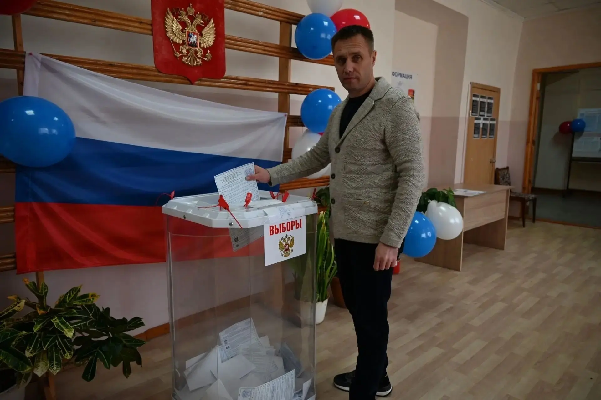 Сегодня исполнил свой гражданский долг — проголосовал на выборах!