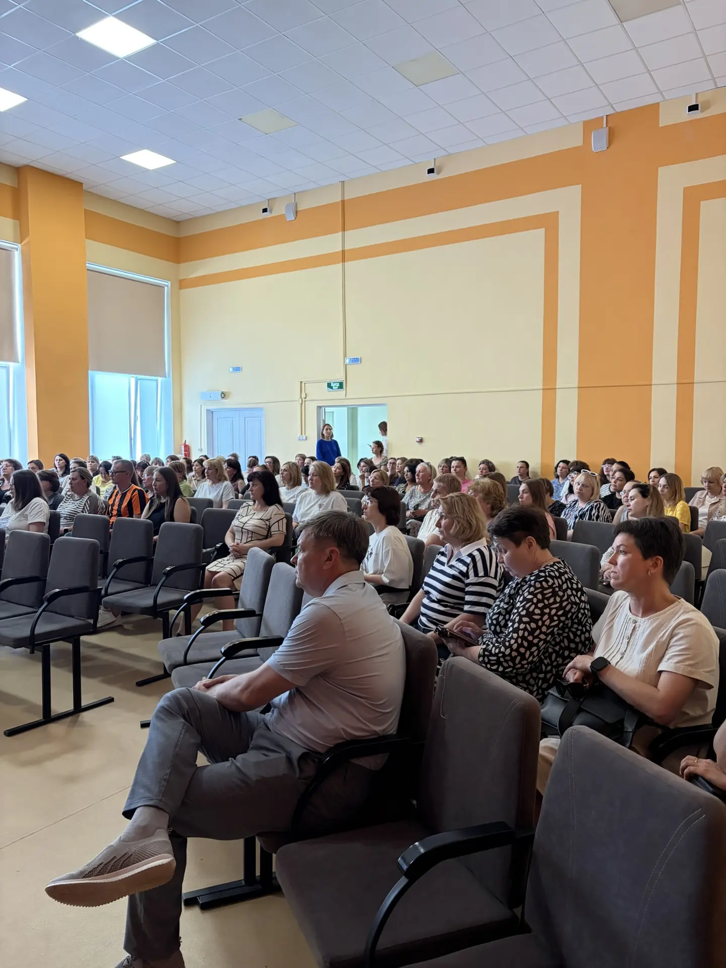 Безопасность детей — наша общая забота 🚦  Сегодня в нашей школе прошло общешкольное родительское соб
