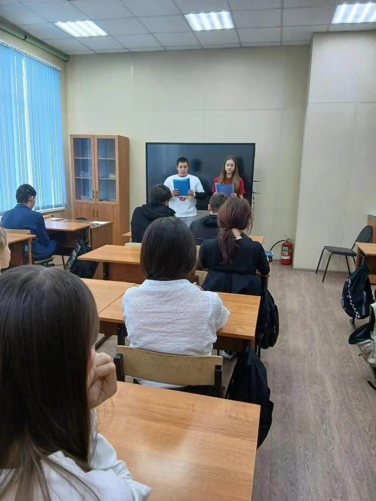 ТЫ В ХОРОШЕЙ КОМПАНИИ!   Медиацентр "Студент говорит" и амбассадоры Профессионалитета сообщают!  Еже