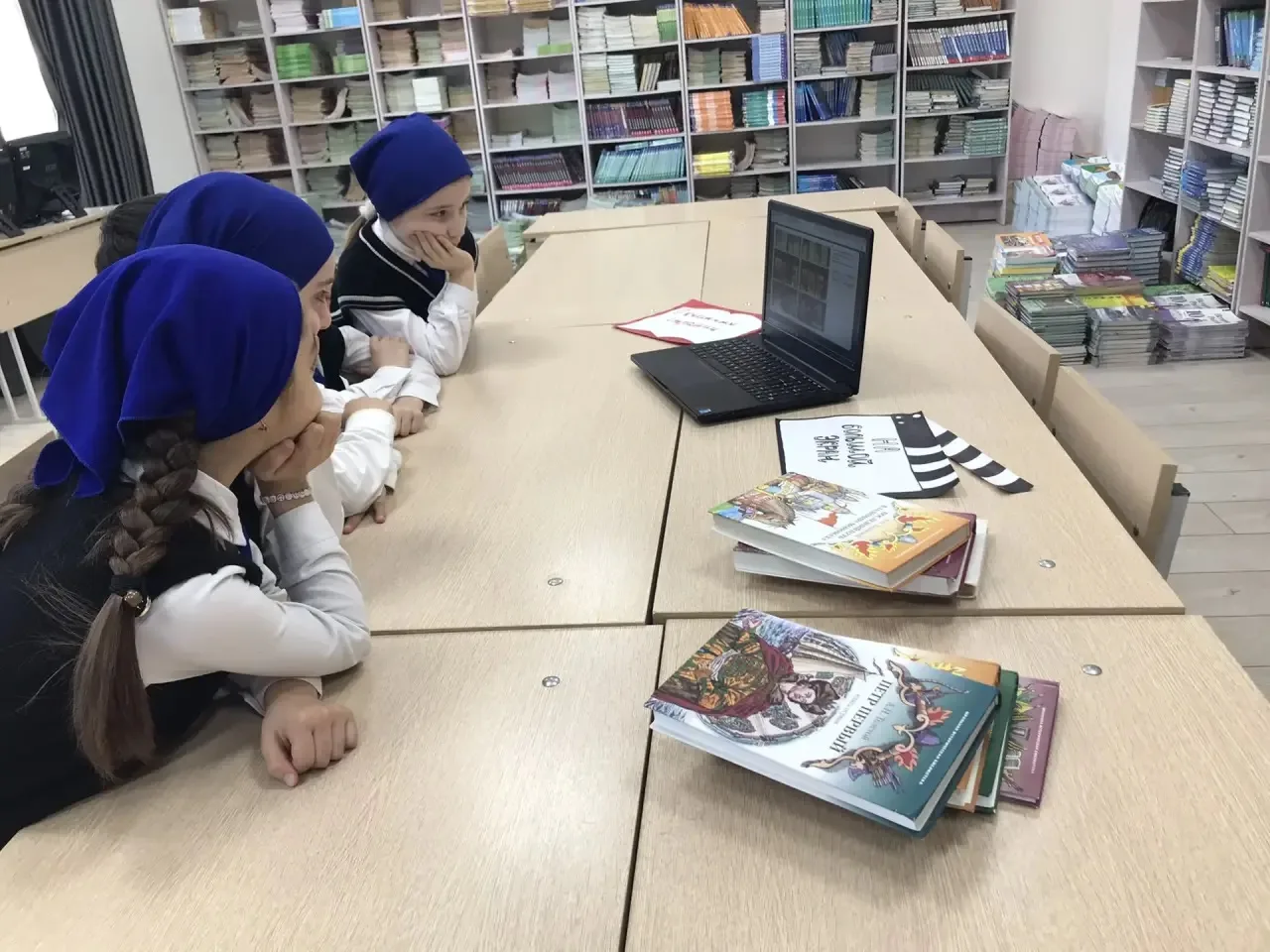 В нашей школе прошло познавательное мероприятие «С книжных страниц на большой экран».  Целью события