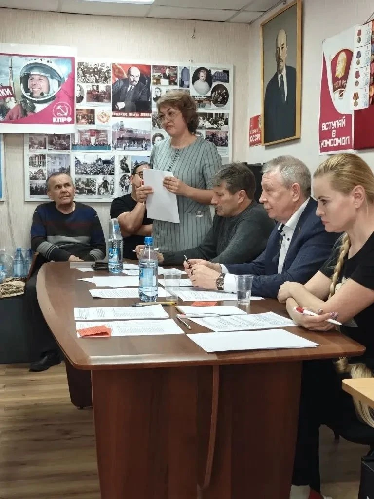 СЕРГЕЙ РЯШЕНЦЕВ ОСТАЛСЯ У РУЛЯ КПРФ Накануне прошла XVIII Отчетно-выборная конференция Саяногорского