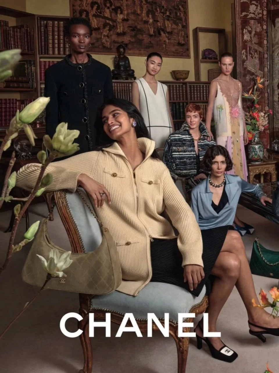Последние рекламные кампании, или пересчёт диванов: Chanel, Phoebe Philo, Loro Piana, S...