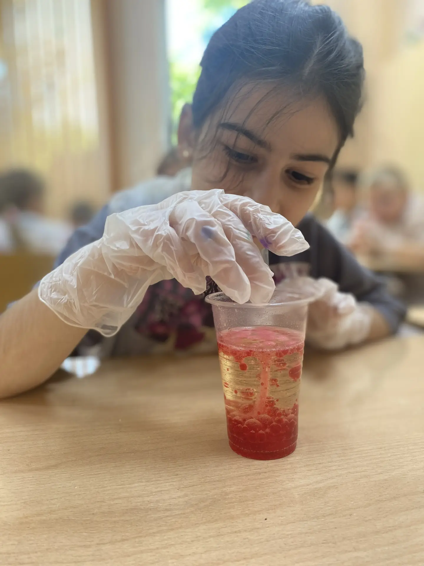 🧪 Чем занять ребёнка дома? Простой и эффектный эксперимент — лавовая лампа! ✨

Это не только зрелищ
