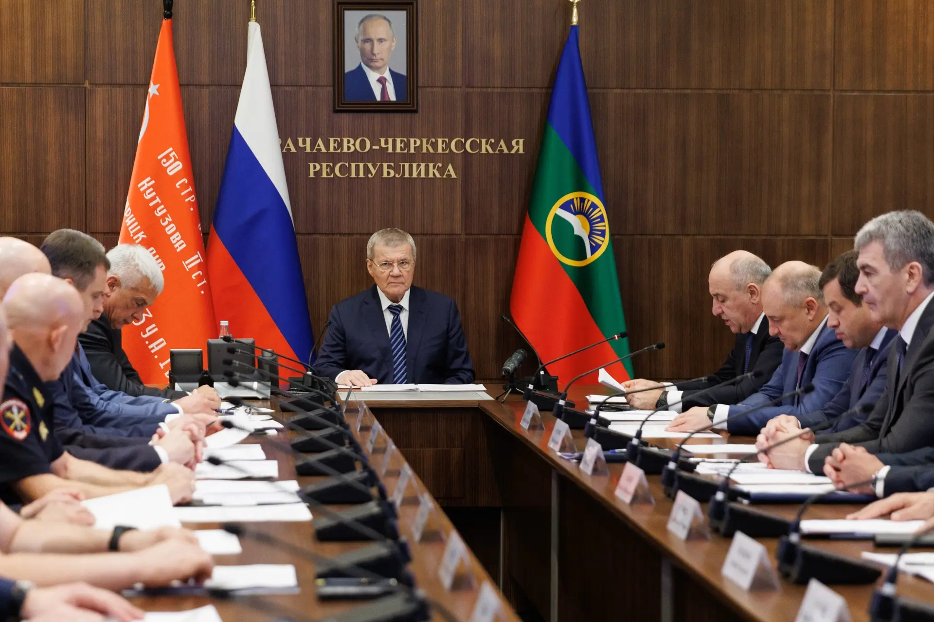 Под председательством полномочного представителя Президента России в СКФО Юрия Яковлеви...