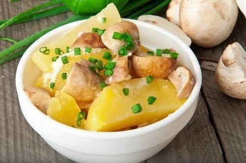 КАРТОШКА В МУЛЬТИВАРКЕ С ШАМПИНЬОНАМИ
