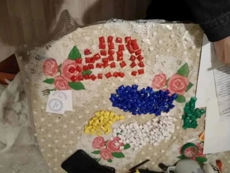 🚨В Уссурийске задержаны двое иностранцев, подозреваемых в попытке сбыта наркотиков

🔍 В их арендов