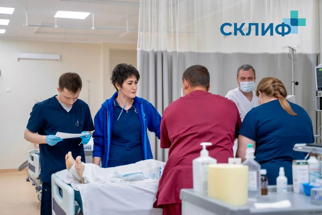 Москвичка родила четвертого ребенка прямо в лифте.