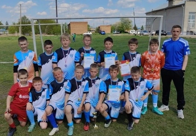 ⚽️«Кожаный мяч - школьная футбольная лига» продолжается!