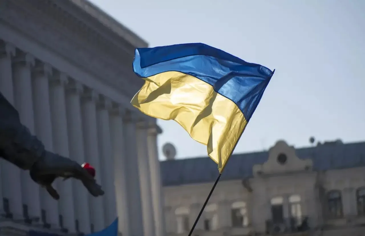 Украине не хватает денег не только на продолжение конфликта, но и даже на содержание го...