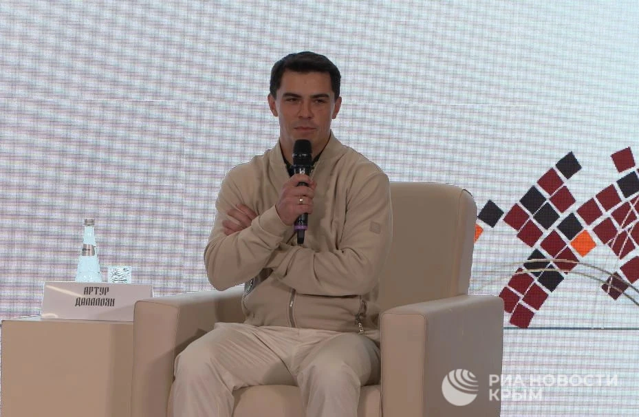 🏆"Сильные ребята": олимпийский чемпион высоко оценил шансы российских гимнастов на мед...