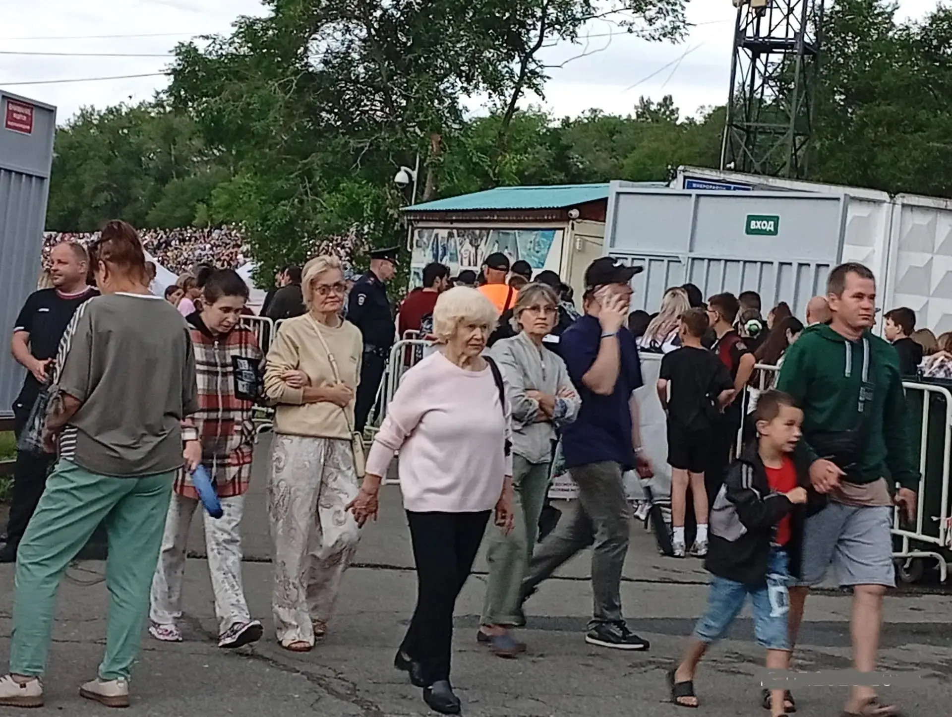 ПОЧЕМУ ЖИТЕЛИ САЯНОГОРСКА ВСЁ ВРЕМЯ МЕНЯЮТ ИМЕНА
