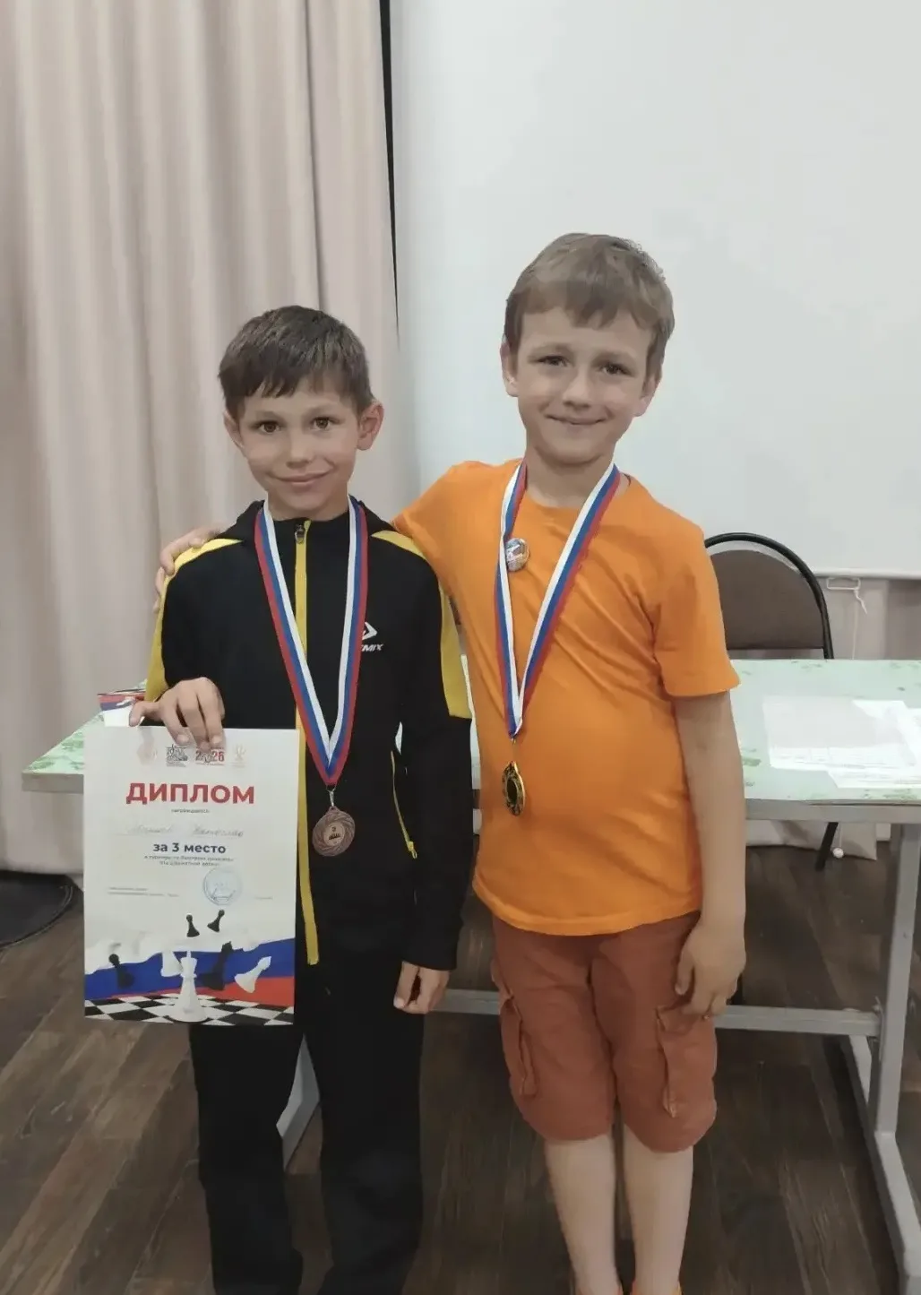♟️16 июня состоялся турнир по шахматам "На шахматной доске" в г. Перми в клубе "Фаворит". Ученики 1А