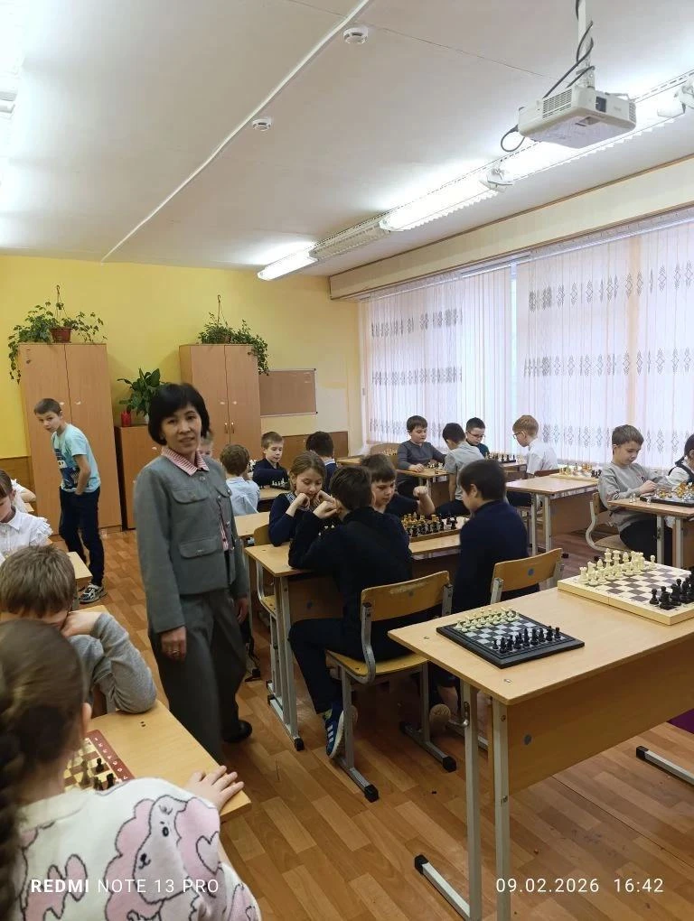 В нашей школе состоялись праздничные мероприятия, посвящённые Дню защитника Отечества, для обучающих