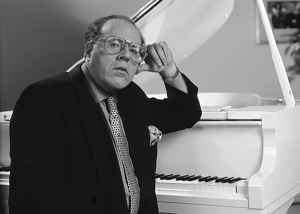 Сегодня мы вспоминаем Михаила Глуза (19.09.1951-08.07.2021) — народного артиста России, композитора 
