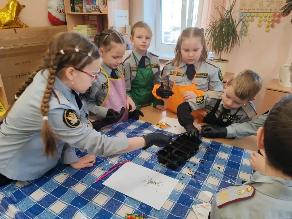 Сегодня во 2 «Б» классе состоялось итоговое мероприятие в рамках трека «Орлёнок-Эколог» под название