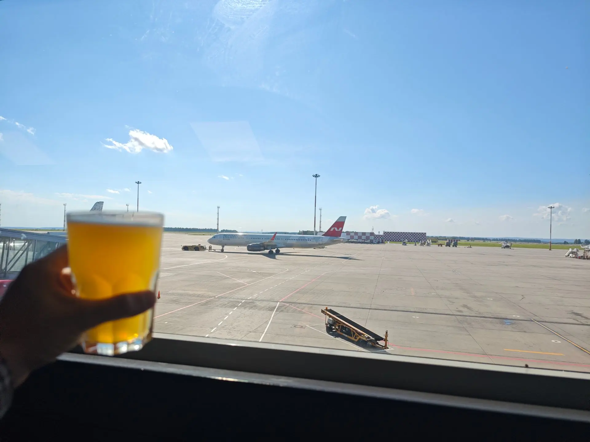 Предполётная подготовка продолжается 🍺✈️