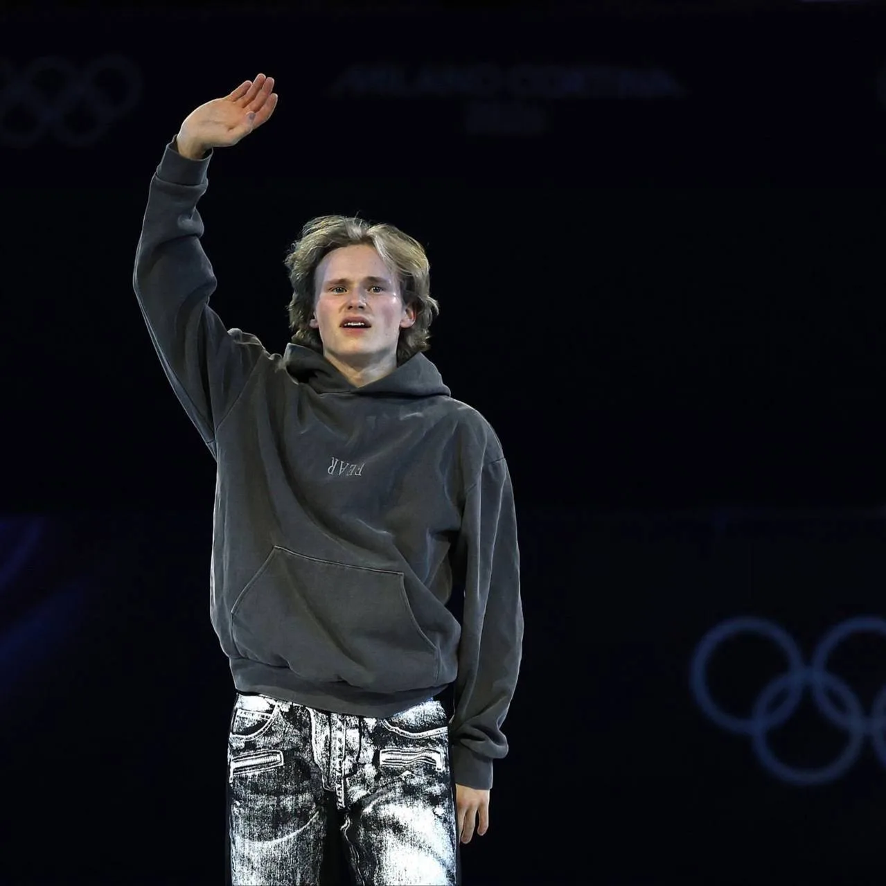 ⛸ Илья Малинин работает над постановкой новых программ на катке у Рафаэля Арутюняна в Калифорнии

 П