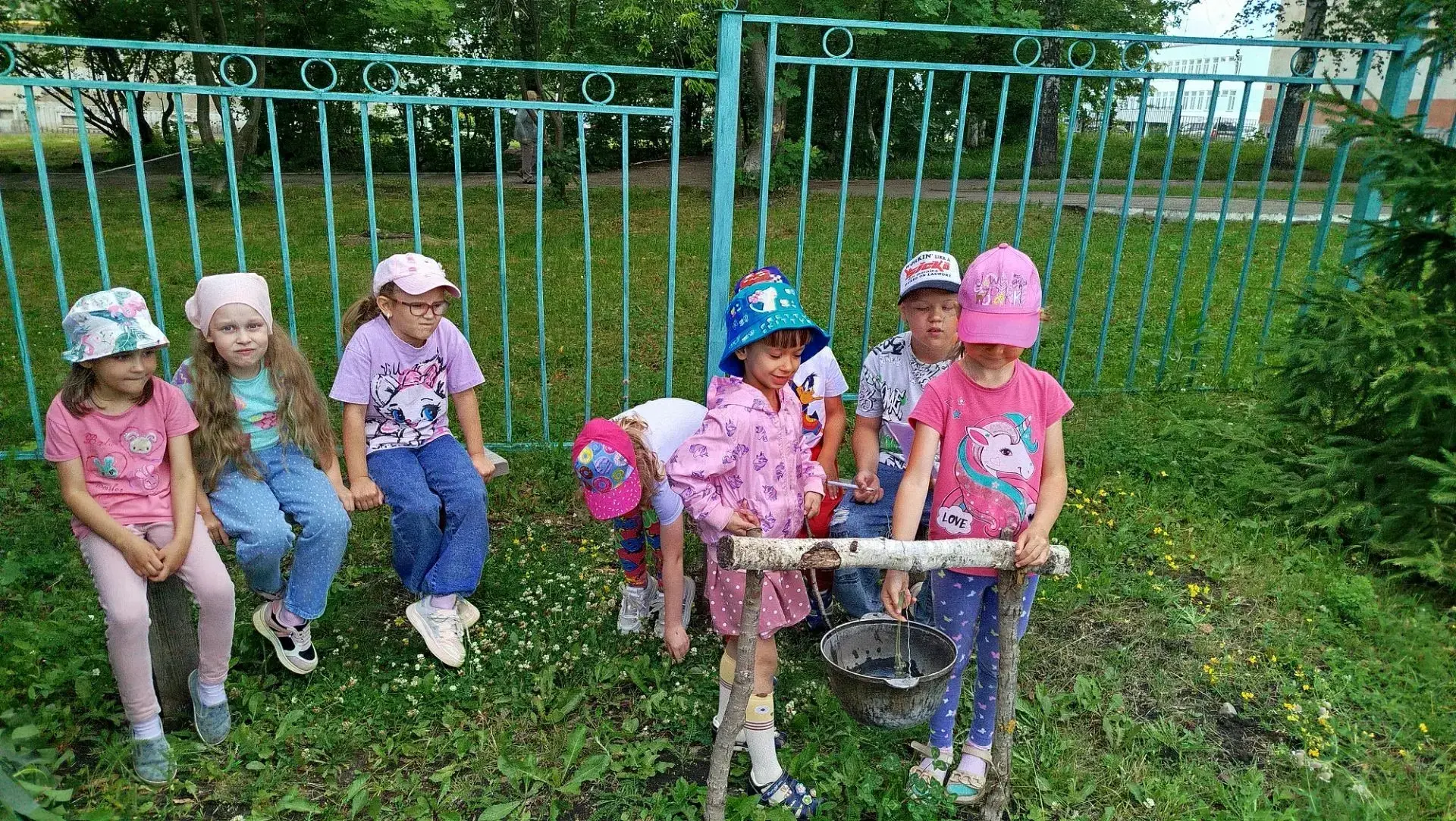 В поход — за приключениями! 

Туризм — одно из самых популярных хобби в мире, и сегодня мы с ребятам
