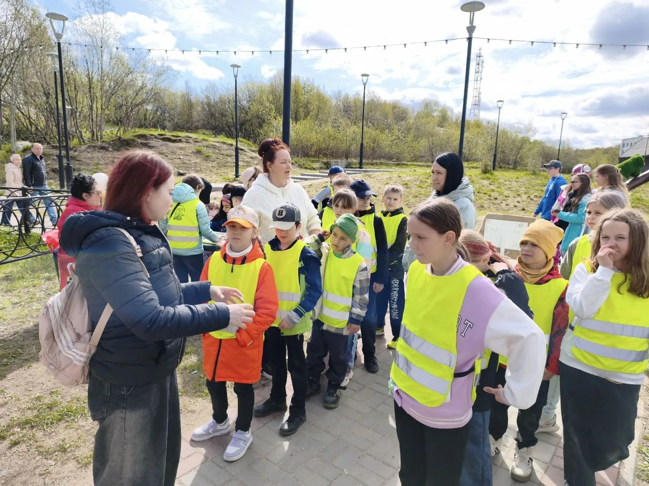 🧚‍♂️🎉 ПРАЗДНИК ДЕТСТВА В ЗАОЗЕРСКЕ! 🎉🧚‍♀️

🎈 Сегодня в Заозерске прошёл яркий и весёлый праздни