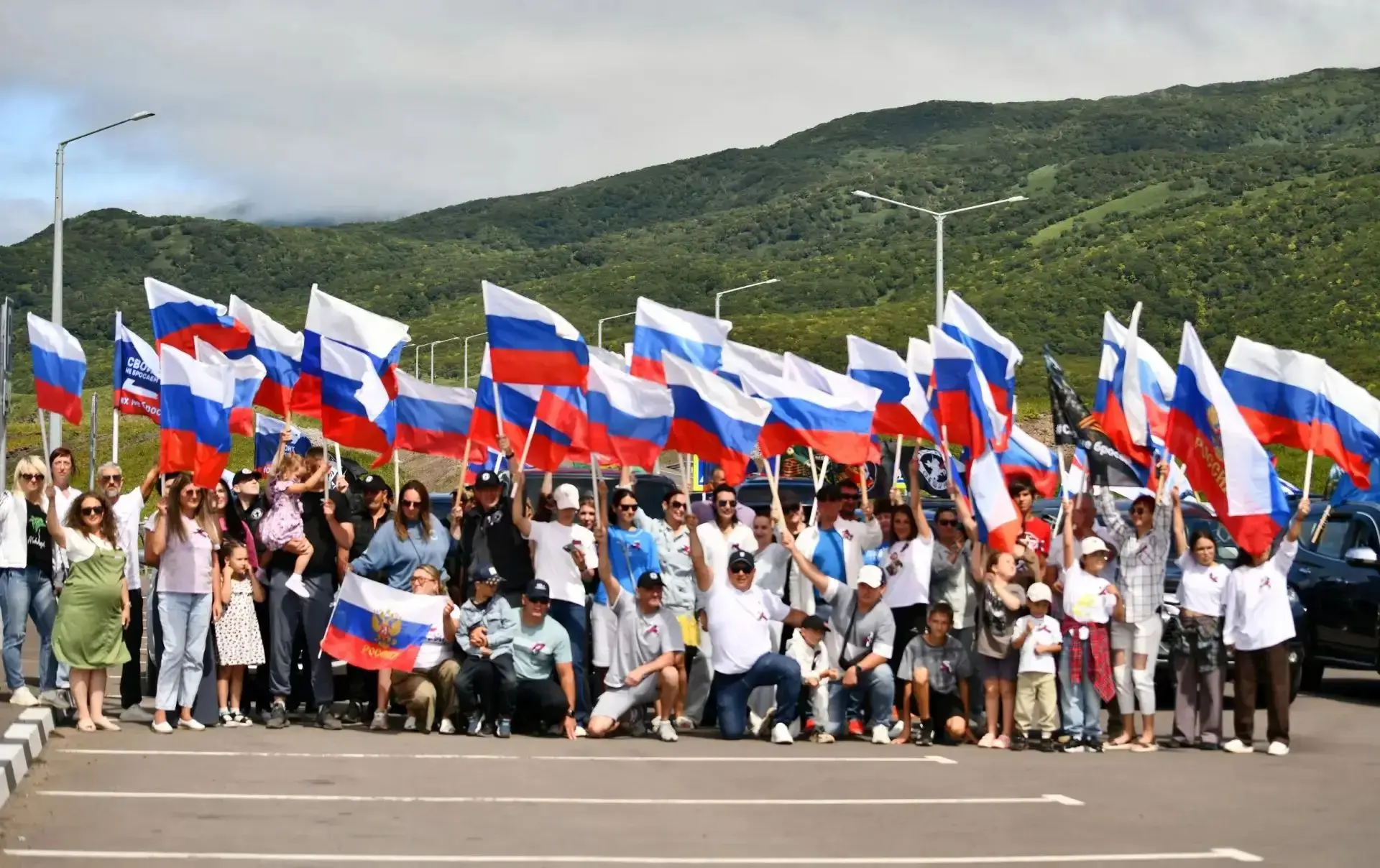 Итуруп в цветах России