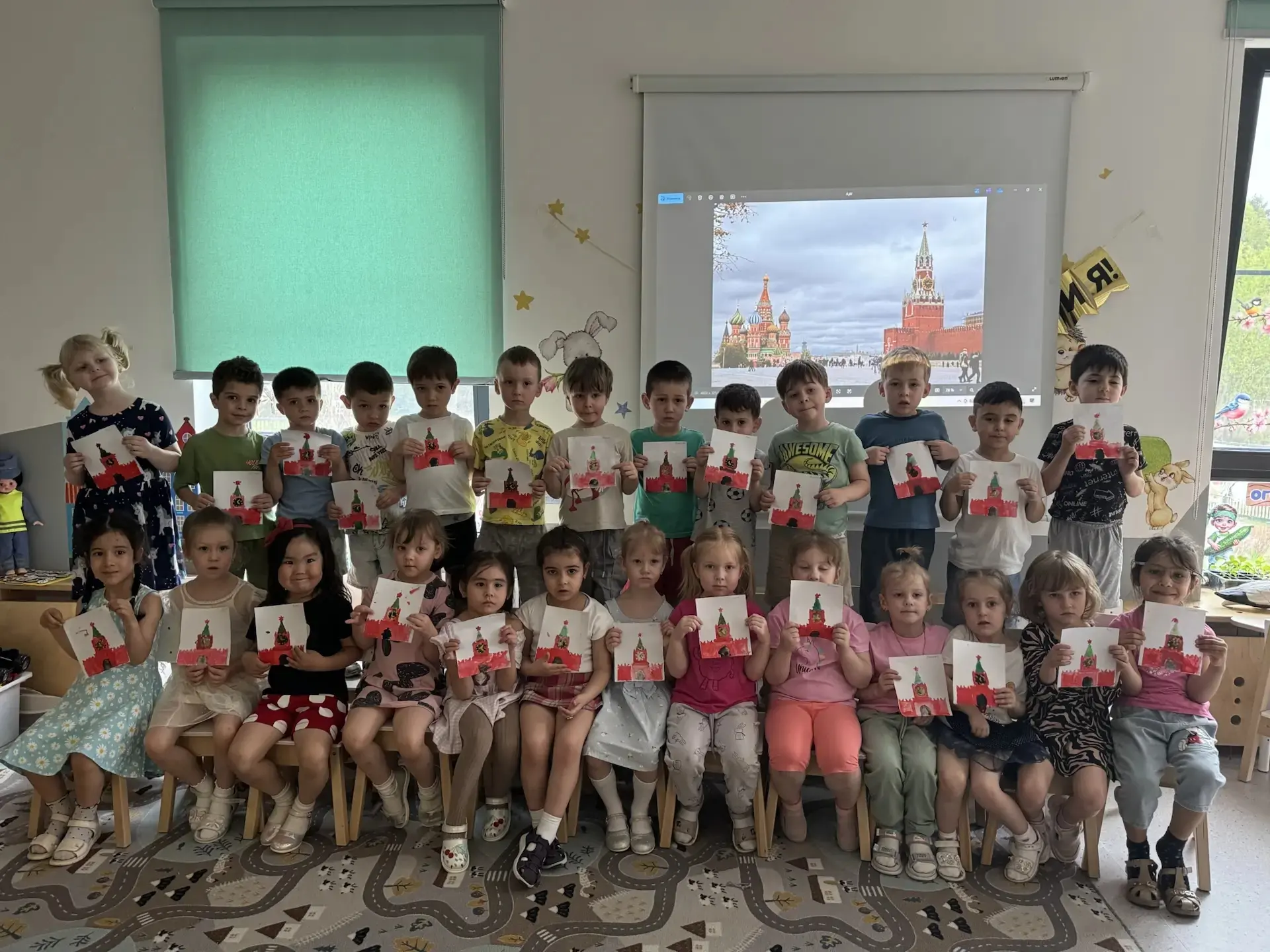 🎨 Наши дети — хранители памяти!  В преддверии 9 мая наши юные таланты подготовили трогательные рисун