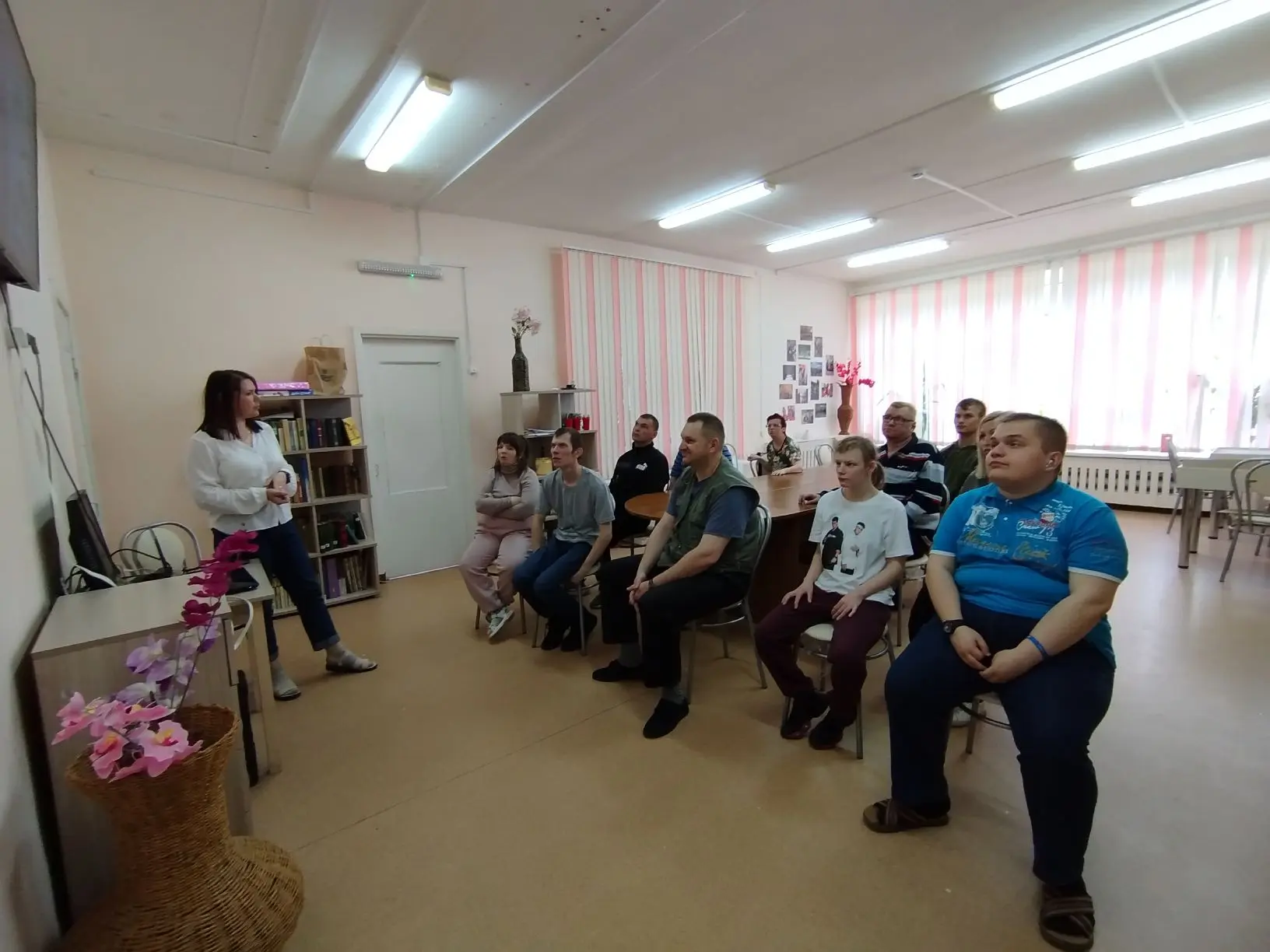Красная ленточка памяти и жизни