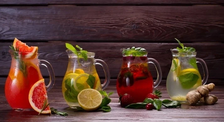 Мастер-классы

🥤Фирменные лимонады от учителя английского 

☀️ Лето, жара... Хочется холодного, но 