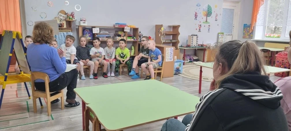 28 апреля на базе детского сада "Золотой петушок" состоялся ежегодный День открытых дверей.  Педагог