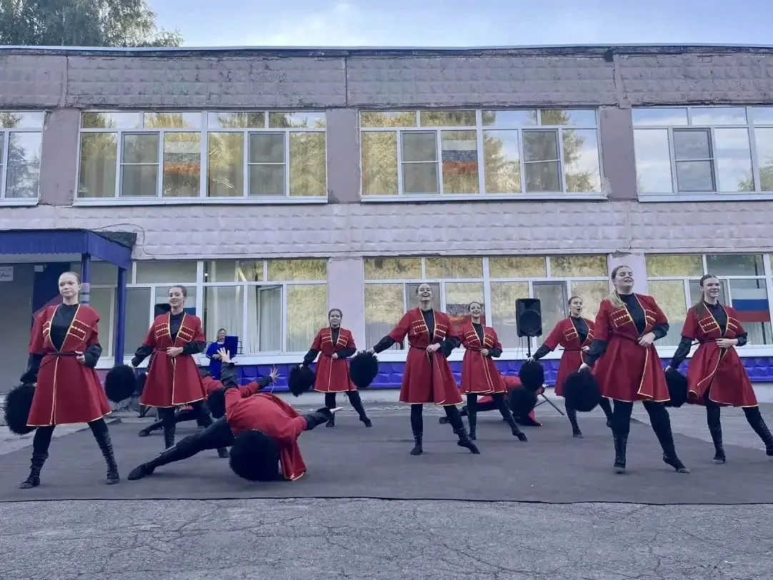 23 августа руководители ансамблей танца «Карамельки», «Симпатия» и «Притяжение» — Дмитр...