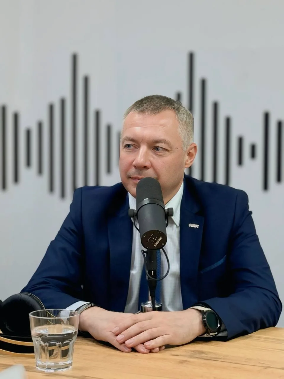 🚂 Поезд из десяти вагонов с дымковской росписью готовится к запуску в московском метро