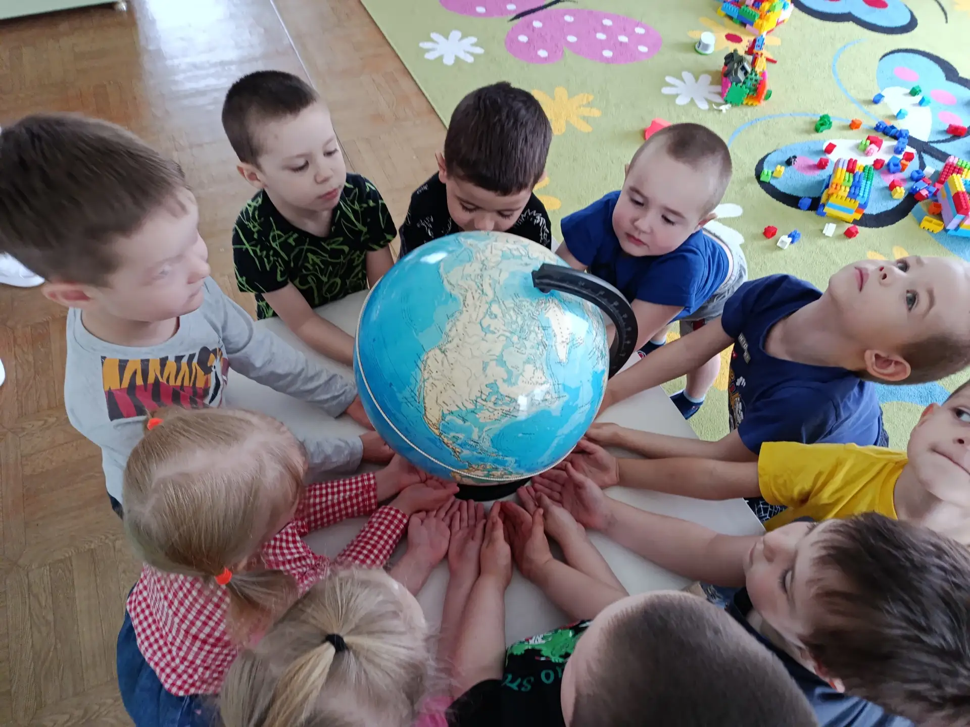 🌍 День Земли в группе “Колокольчики” МБДОУ детский сад №3 «Аленушка» . Сегодня мы отметили “День Зем