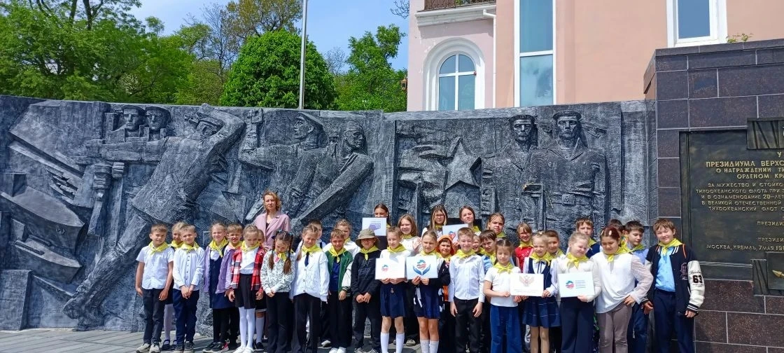 "Династии морского города" 22 мая  ученики из структурного подразделения 2 К и 6 З побывали на экску
