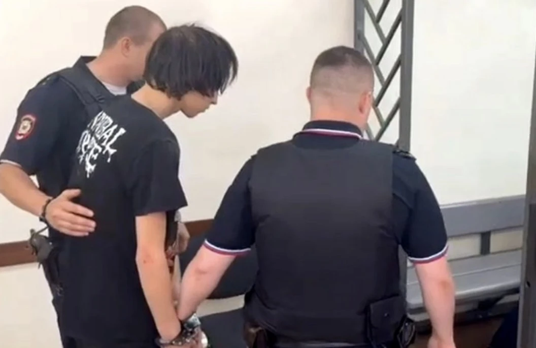 Устроившего резню в ТЦ Краснодара 19-летнего парня арестовали на два месяца

Первомайский районный с