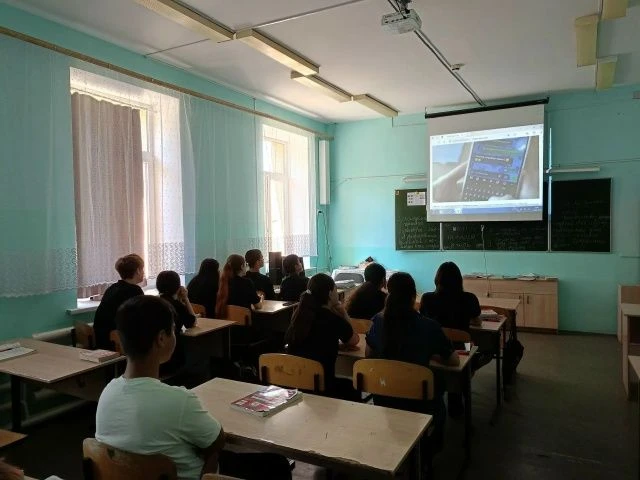 Кинолекторий «Осознанность через кинематограф» в рамках месячника антинаркотических мероприятий
Был 